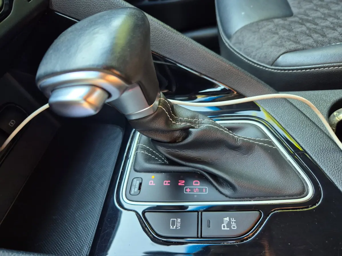 1.6 GDi Hybrid Dynamic Plus Line ACC CarPlay 2e eigenaar NAP Camera Trekhaak Flippers LED Line Assist A-Cruise