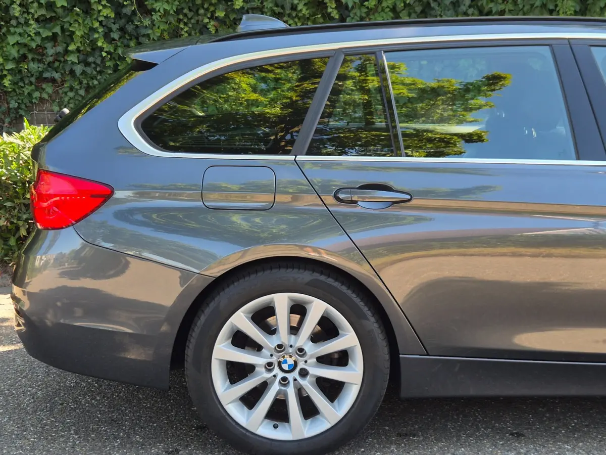 320i X Drive Luxury Edition Apple CarPlay Trekhaak 320i xDrive Luxury Edition