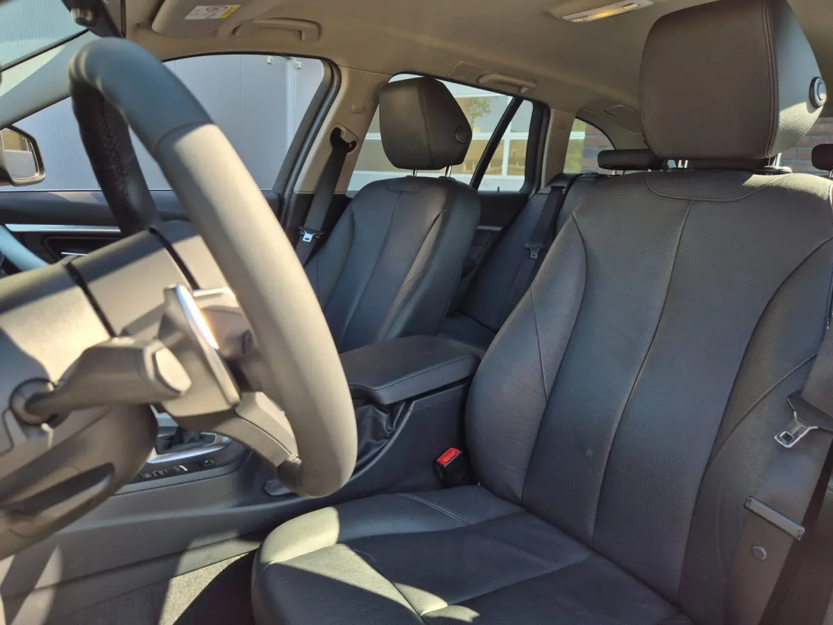 320i X Drive Luxury Edition Apple CarPlay Trekhaak 320i xDrive Luxury Edition
