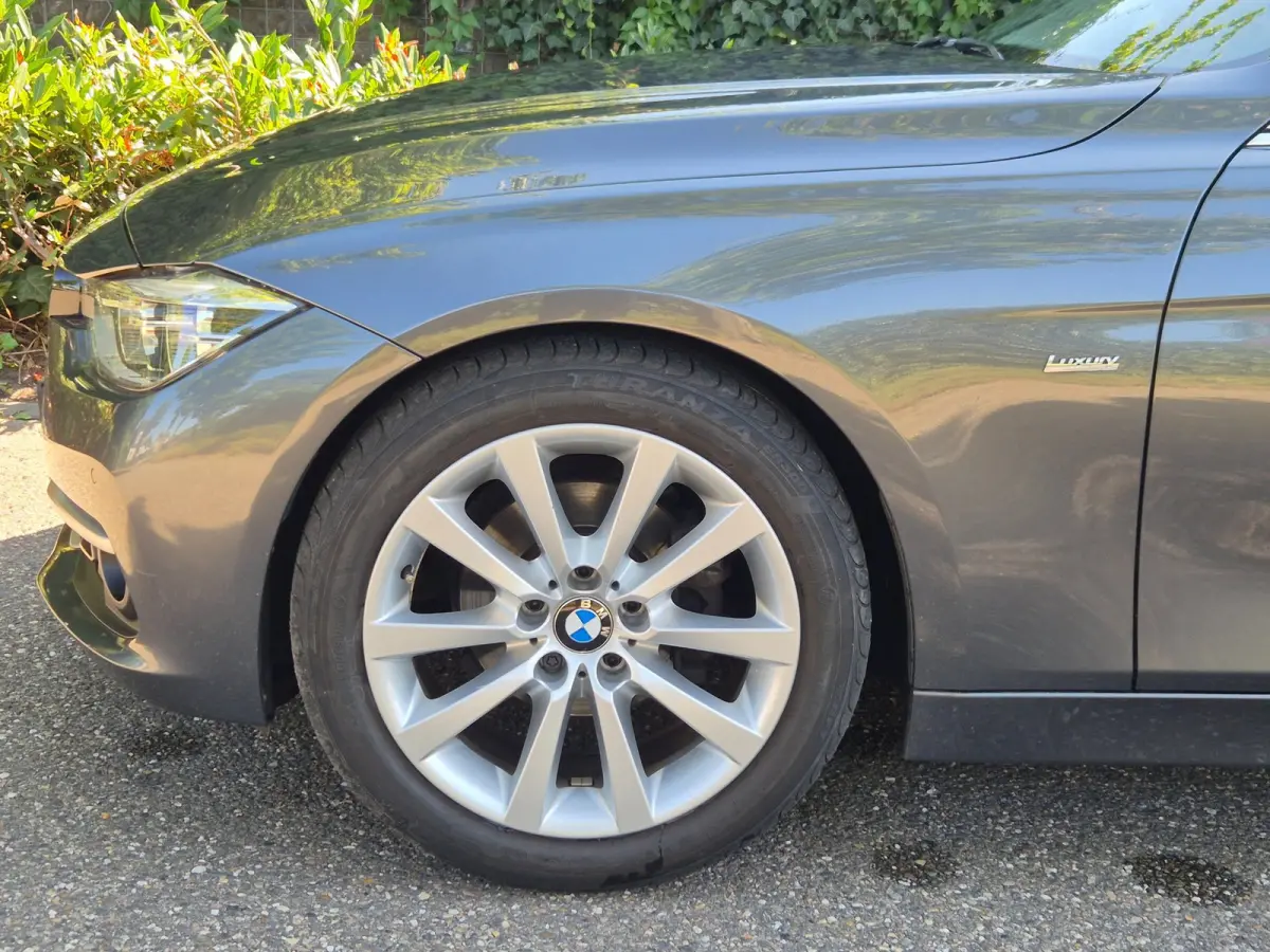 320i X Drive Luxury Edition Apple CarPlay Trekhaak 320i xDrive Luxury Edition