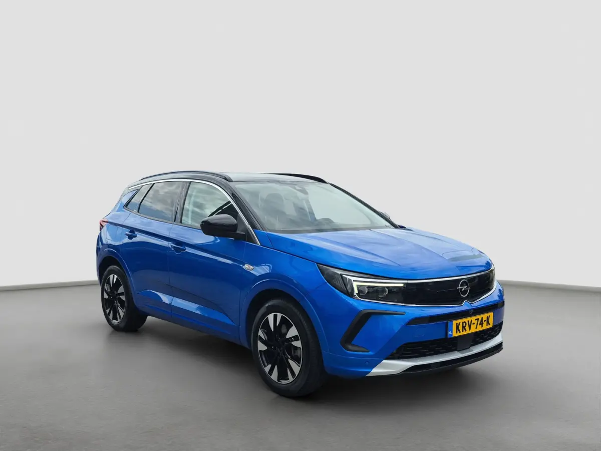 1.6 Turbo Plug-In Hybrid Ultimate | Lederen bekleding | Apple carplay en Android auto | Adaptive cruise control | Dodehoek detectie | elektrische achterklep | Elektrisch verstelbare bestuurd