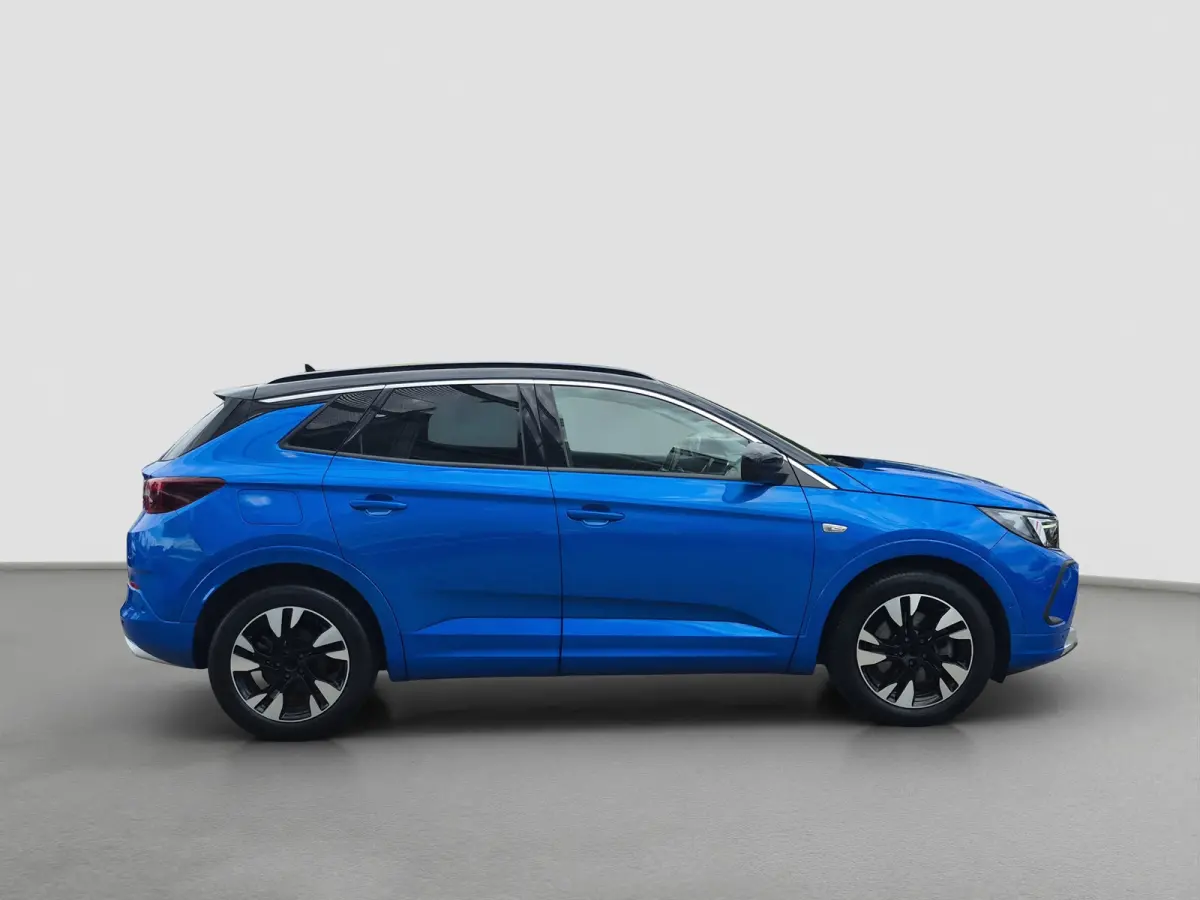 1.6 Turbo Plug-In Hybrid Ultimate | Lederen bekleding | Apple carplay en Android auto | Adaptive cruise control | Dodehoek detectie | elektrische achterklep | Elektrisch verstelbare bestuurd