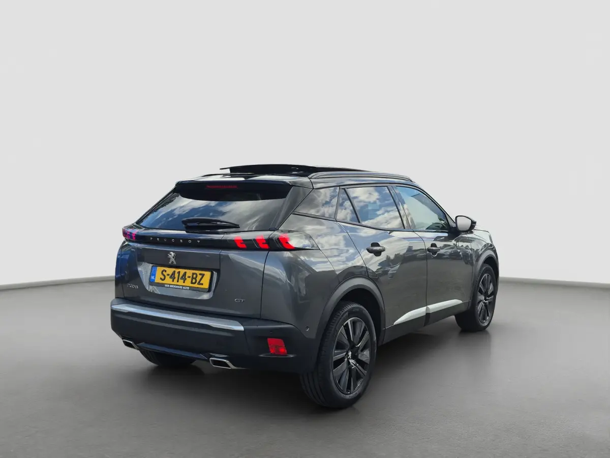 1.2 PureTech GT Pack Panoramadak | Stoelverwarming | Alcantara | Full LED | Camera | Parkeersensoren | Full map navigatie | Carplay/android auto |