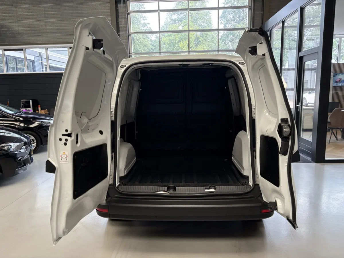 108 CDI Dealeronderhouden, Airco, Cruise, Carplay, Navi