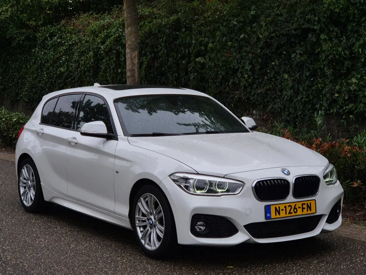 M Sport Apple CarPlay Alcantara Schuifdak LED 118i M Sport