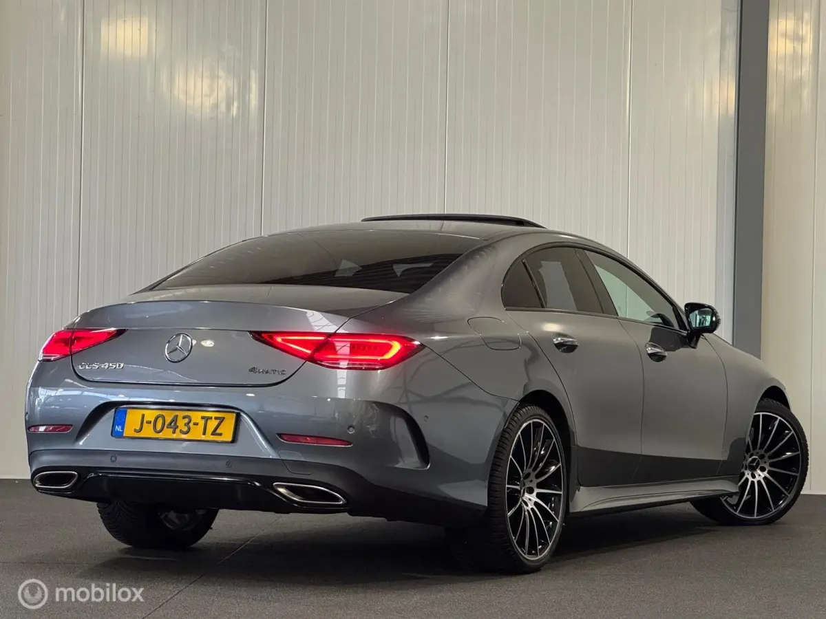 450 4MATIC Premium AMG-line [ Burm. widescreen historie ]