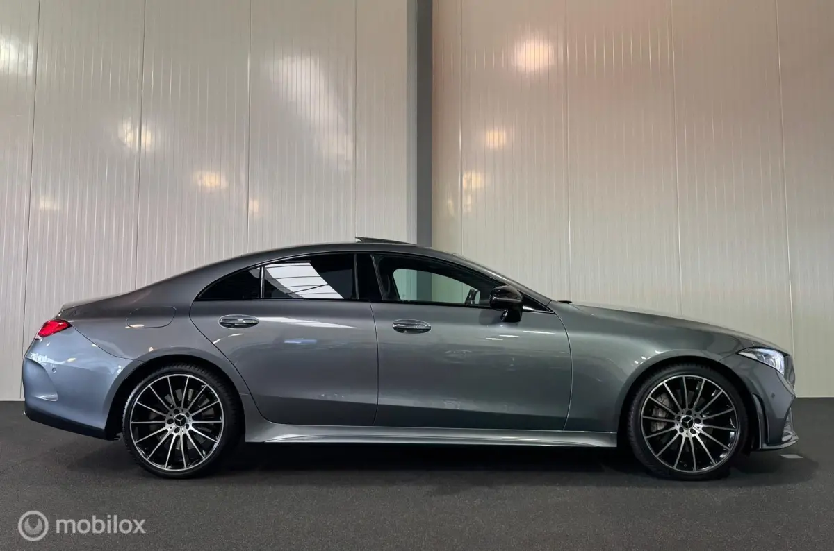 450 4MATIC Premium AMG-line [ Burm. widescreen historie ]