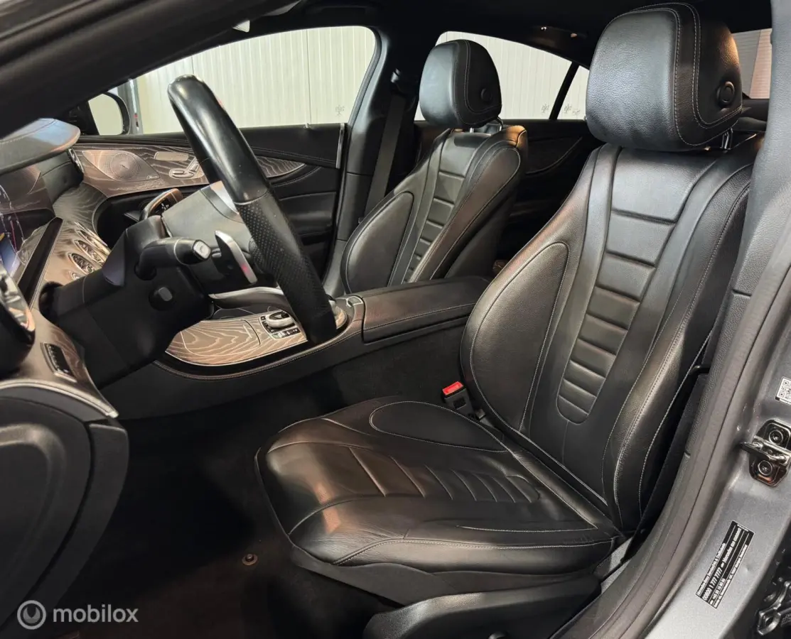 450 4MATIC Premium AMG-line [ Burm. widescreen historie ]