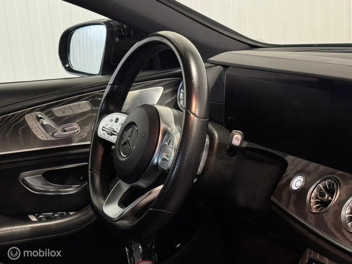 450 4MATIC Premium AMG-line [ Burm. widescreen historie ]