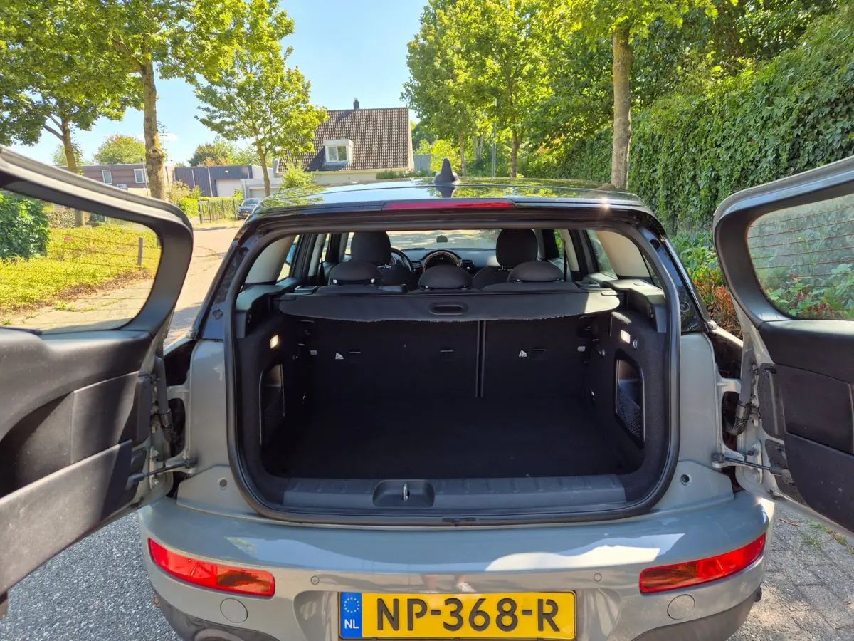 1.5 F54 Cooper Chili Zwart DAK GR Navi Pro Cruise PDC MINI 1/2 Leder NAP