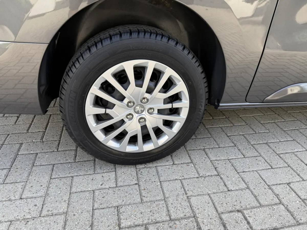 Bestel 2.0 BlueHDI 145 L3 Autom. 3 zits Navi Trekh.