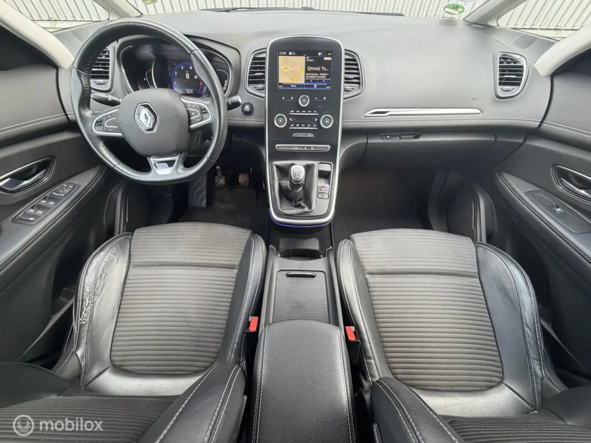 1.3 TCe Intens 2018 / Camera / Keyless / PDC / Half Leer / Dodehoekdetectie / 2e eigenaar NAP