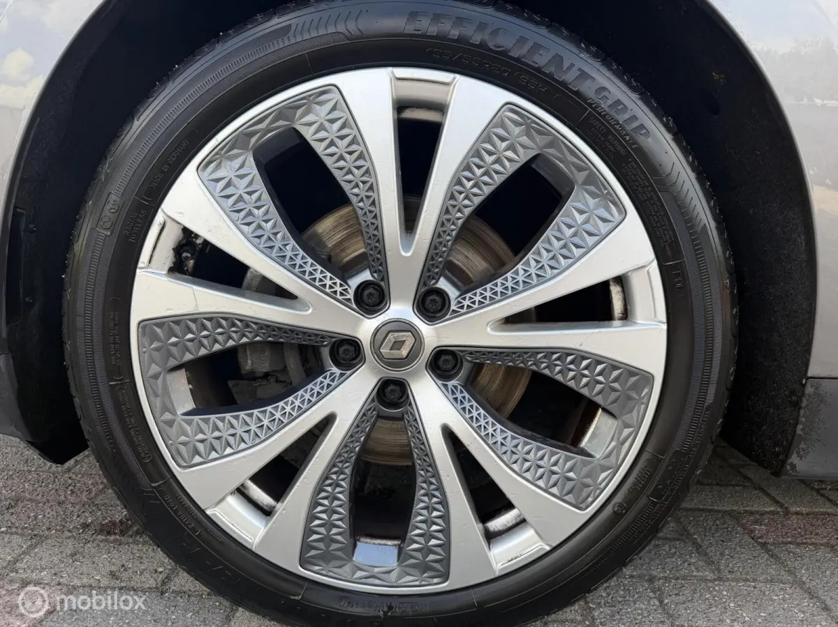 1.3 TCe Intens 2018 / Camera / Keyless / PDC / Half Leer / Dodehoekdetectie / 2e eigenaar NAP