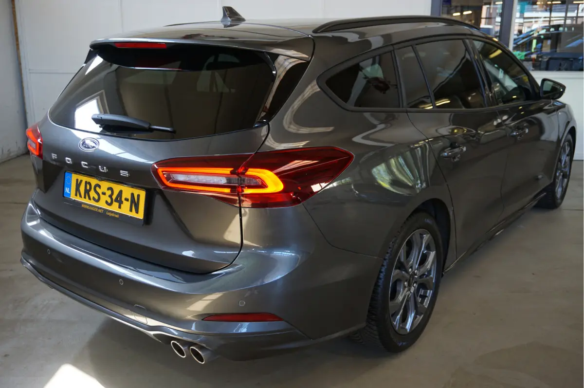 1.0 EcoBoost Hybrid ST Line Navigatie Camera