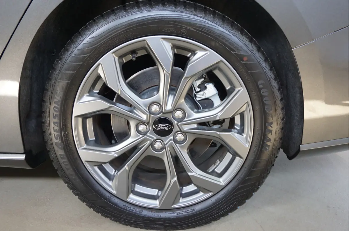 1.0 EcoBoost Hybrid ST Line Navigatie Camera