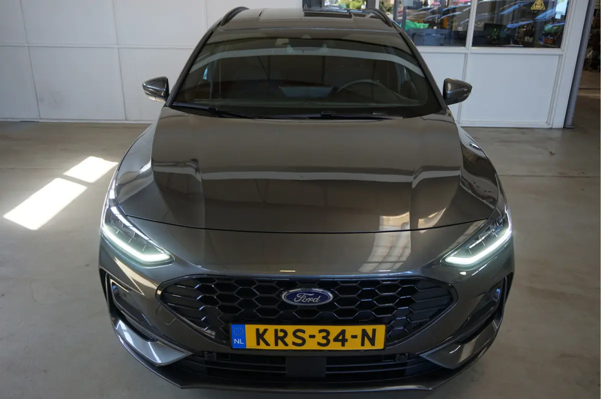 1.0 EcoBoost Hybrid ST Line Navigatie Camera