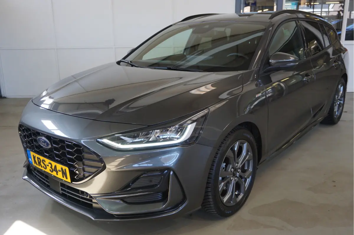 1.0 EcoBoost Hybrid ST Line Navigatie Camera