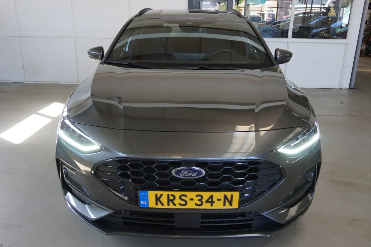 1.0 EcoBoost Hybrid ST Line Navigatie Camera