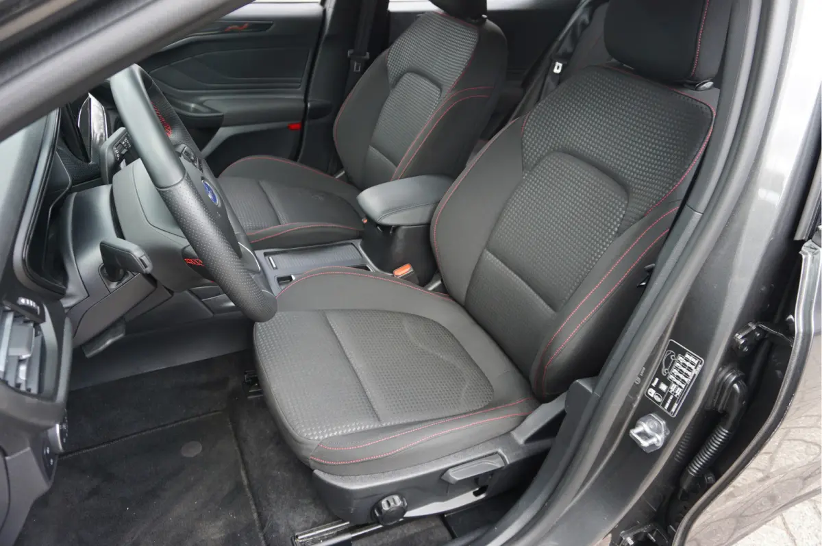1.0 EcoBoost Hybrid ST Line Navigatie Camera