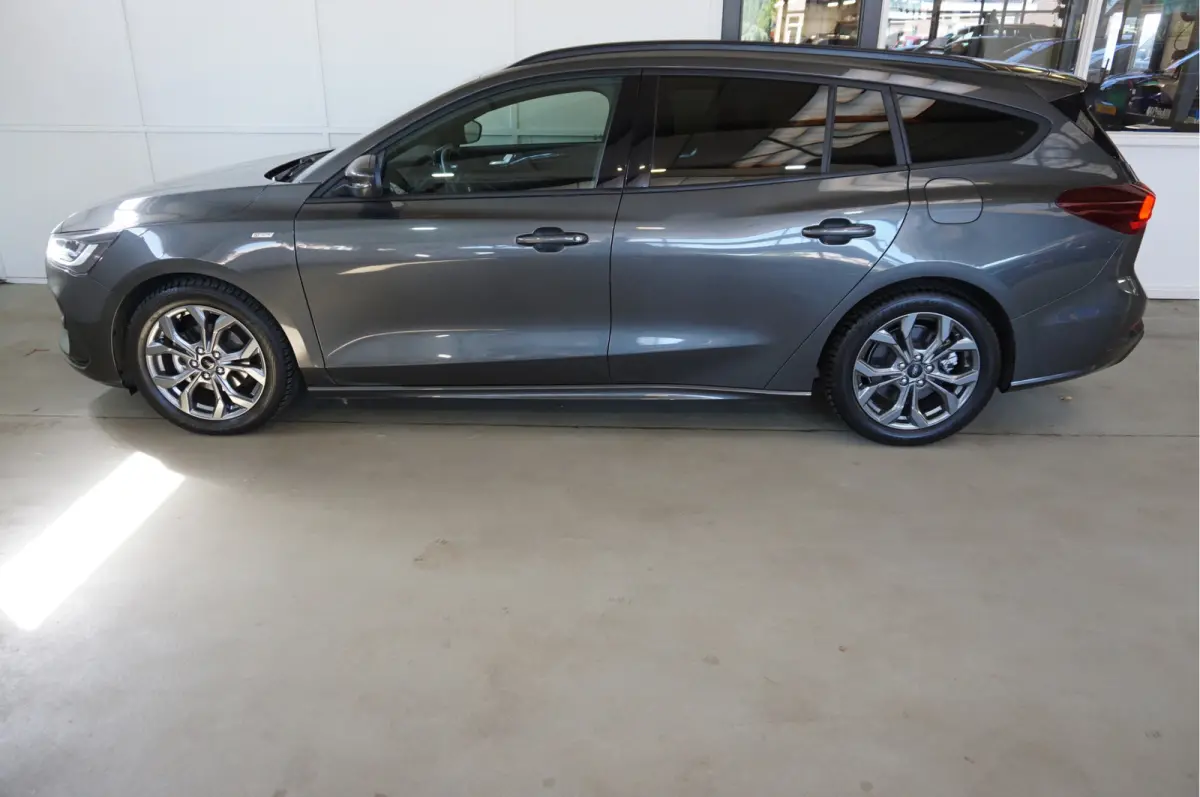 1.0 EcoBoost Hybrid ST Line Navigatie Camera