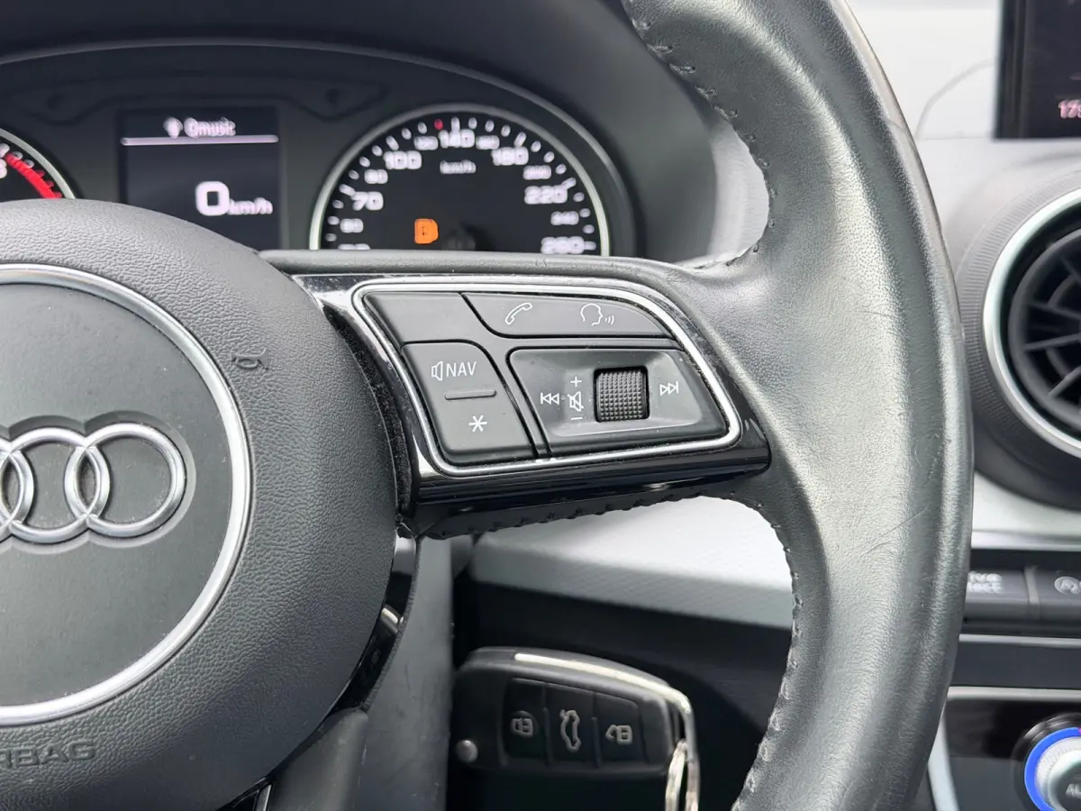 30 TFSI Sport Pro Line Pano/Bluetooth