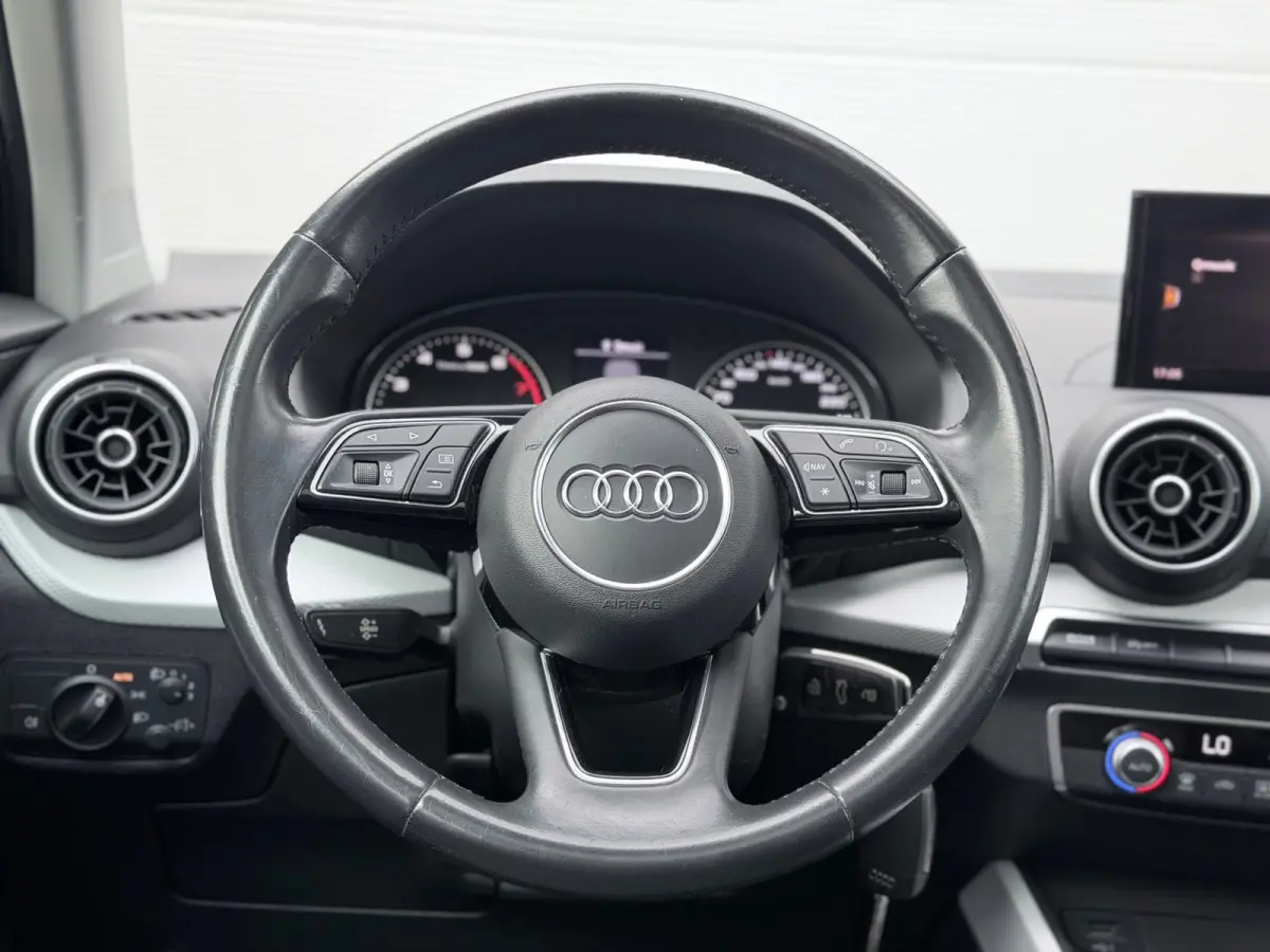 30 TFSI Sport Pro Line Pano/Bluetooth