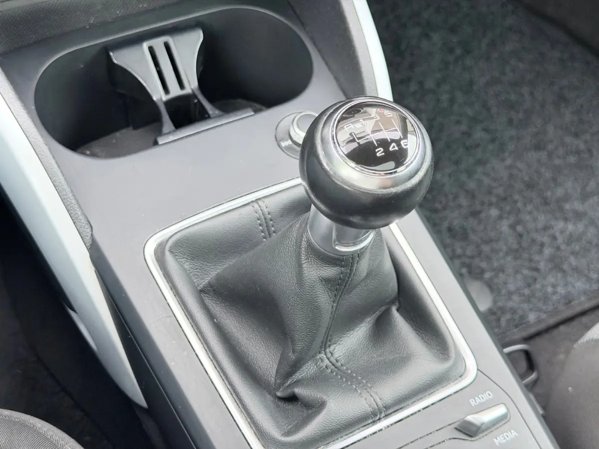 30 TFSI Sport Pro Line Pano/Bluetooth