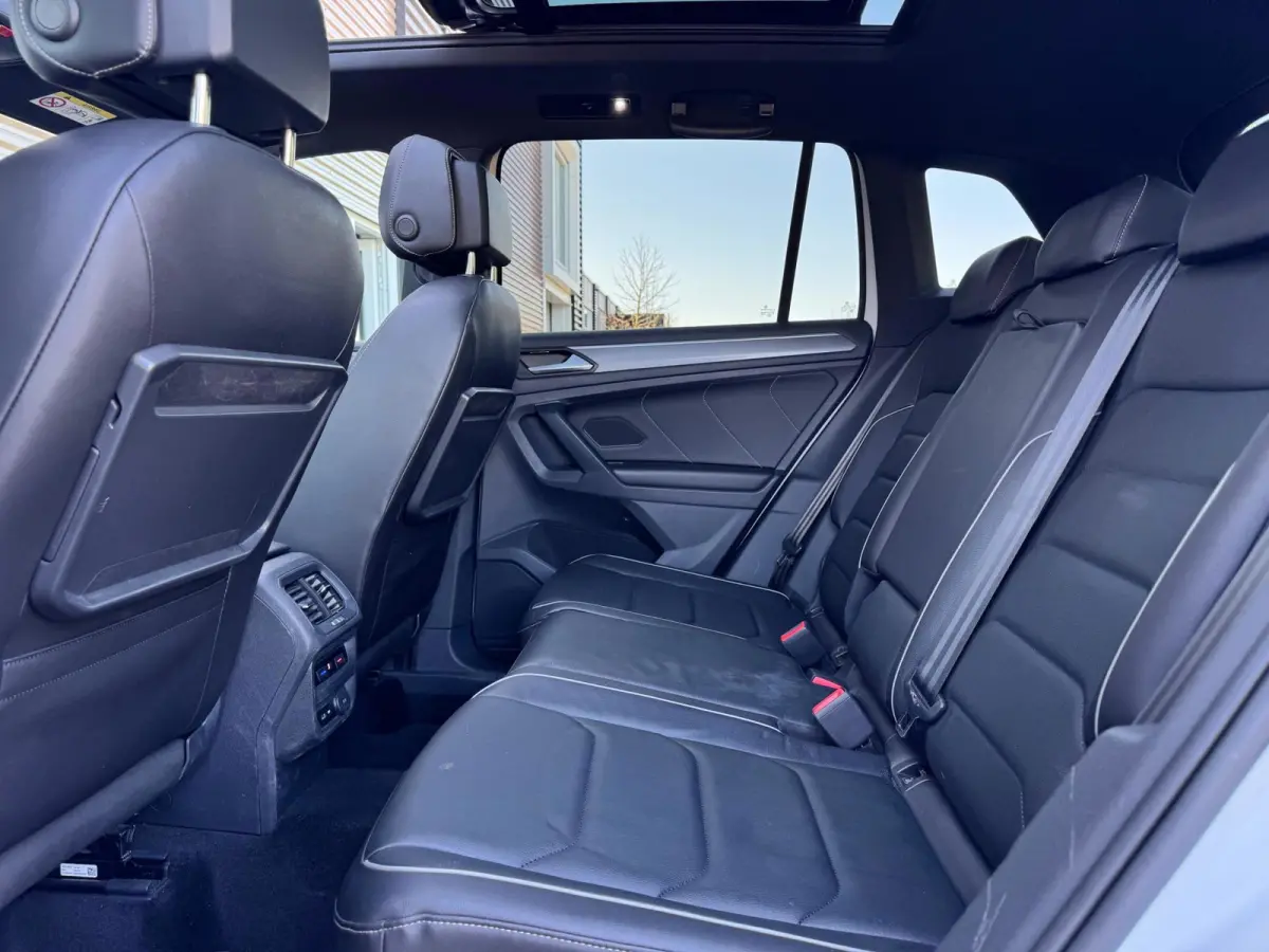 1.5 TSI ACT 3x R-Line Memory/Pano/Dynaudio