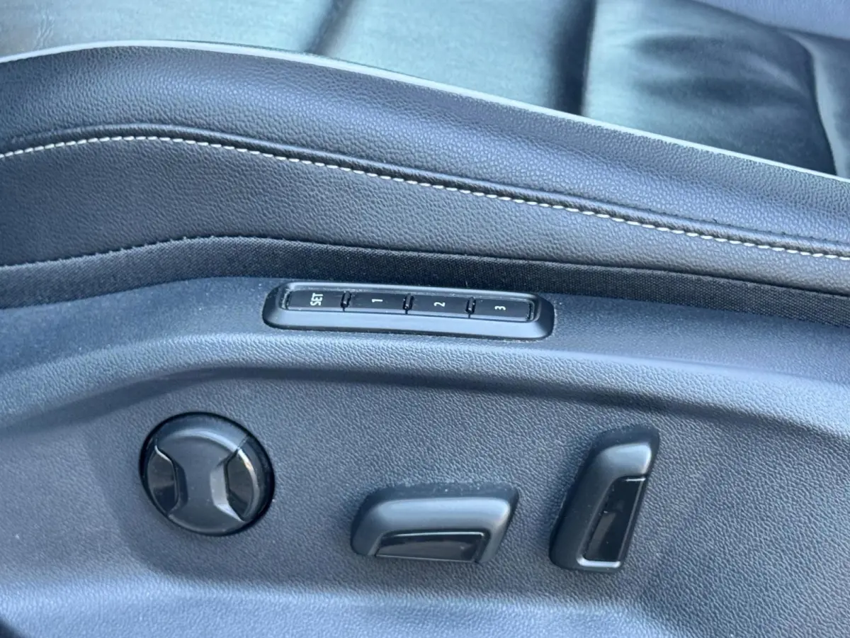 1.5 TSI ACT 3x R-Line Memory/Pano/Dynaudio