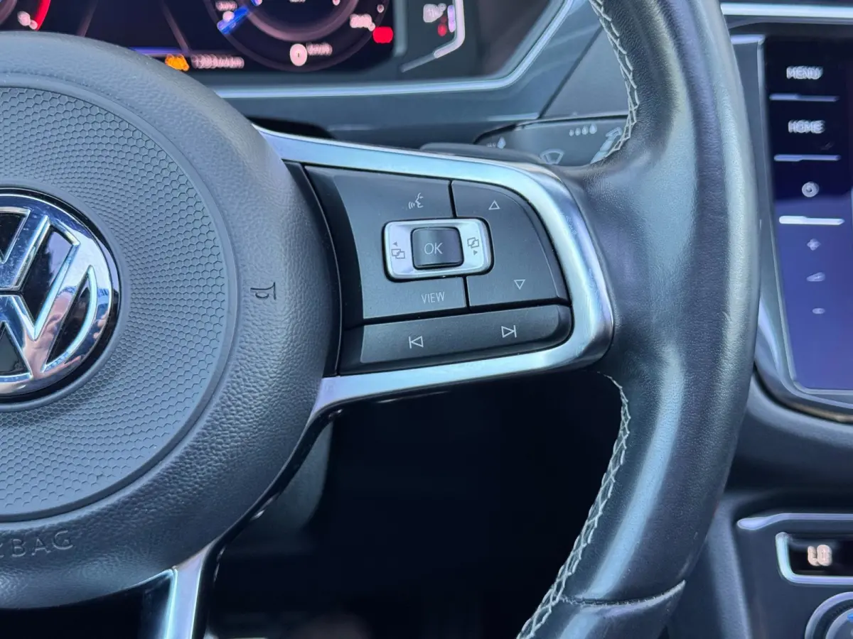 1.5 TSI ACT 3x R-Line Memory/Pano/Dynaudio
