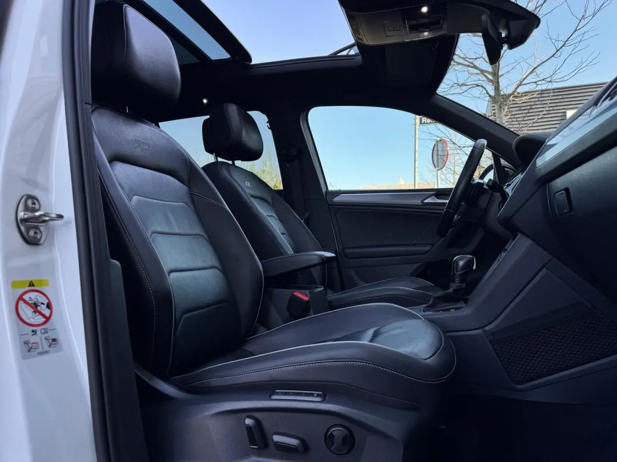 1.5 TSI ACT 3x R-Line Memory/Pano/Dynaudio