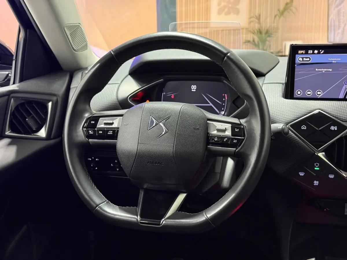 1.2 PureTech 100pk Bastille | Leder | Navi 10.3" | Head-Up Display | 17 Inch | Pack Drive