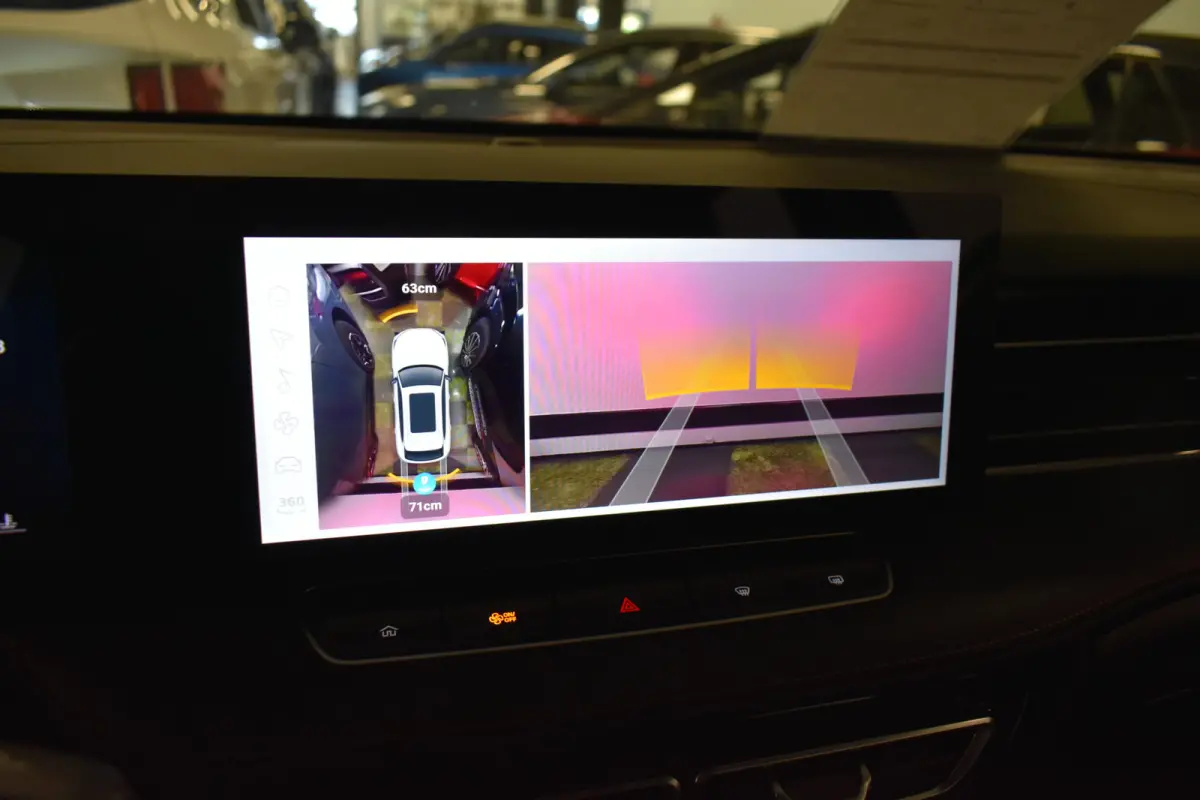 1.5 Luxury NIEUW Vol Leder 360°Camera 100Km Elektrisch el aKlep+stoelen dodeh detectie