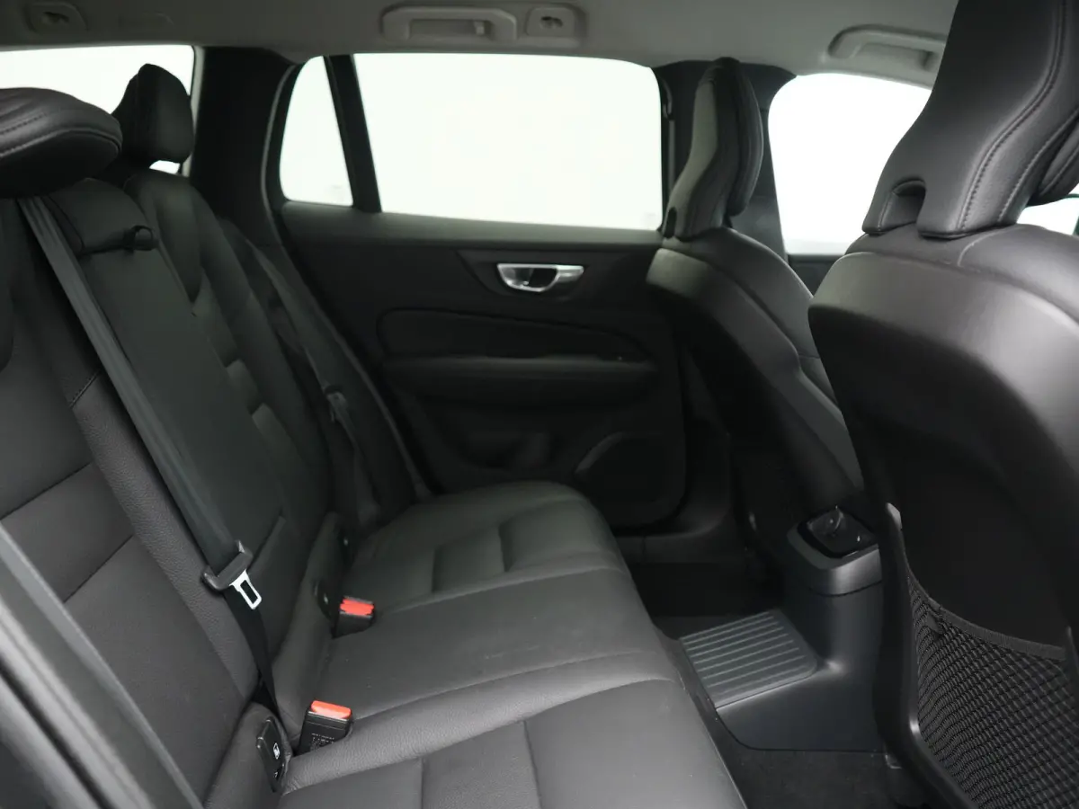 T6 AWD Plus Dark LONG RANGE PHEV 350pk Dealer O.H. | Trekhaak Af Fabriek | Adaptive Cruise | Camera | Harman / Kardon | Lederen Sportstoelen Memory & Verwarmd | Google Assistent | Stuur Verw