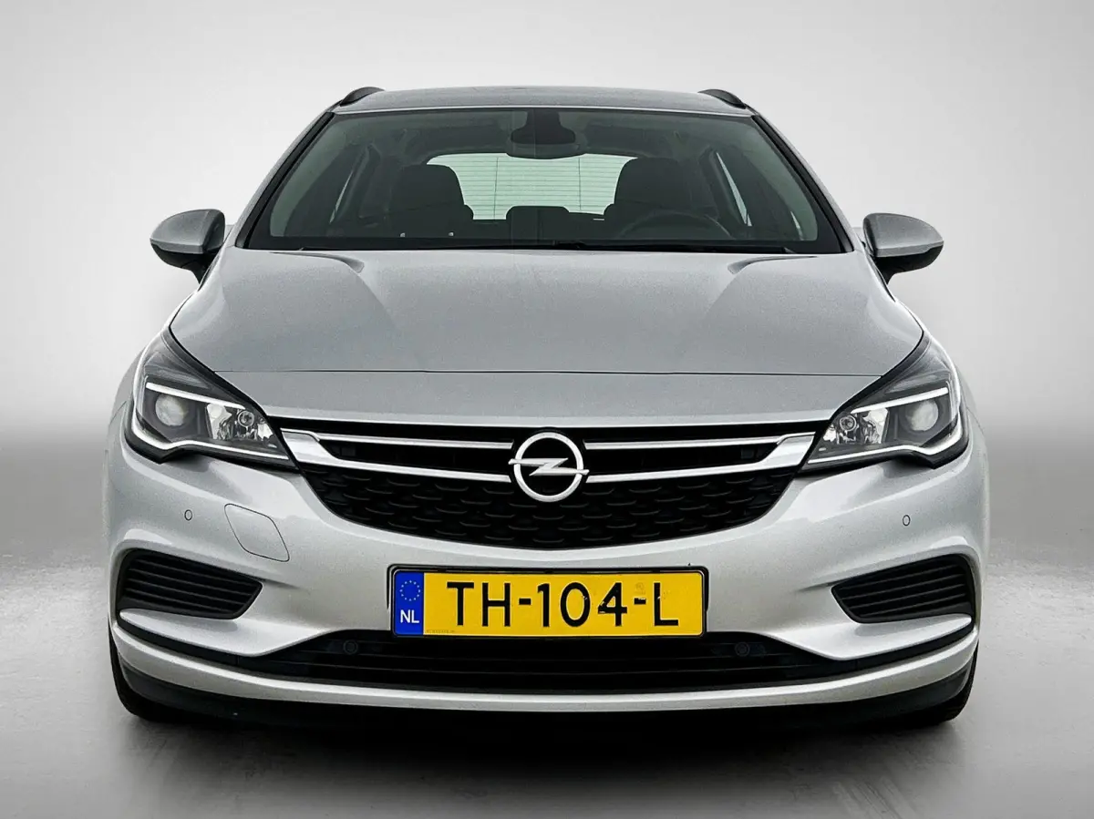 ST 105pk Online Edition | 1ste eigenaar | Parkeersensoren VOOR + Achter | Navigatie | Airco | AppleCarPlay/Android