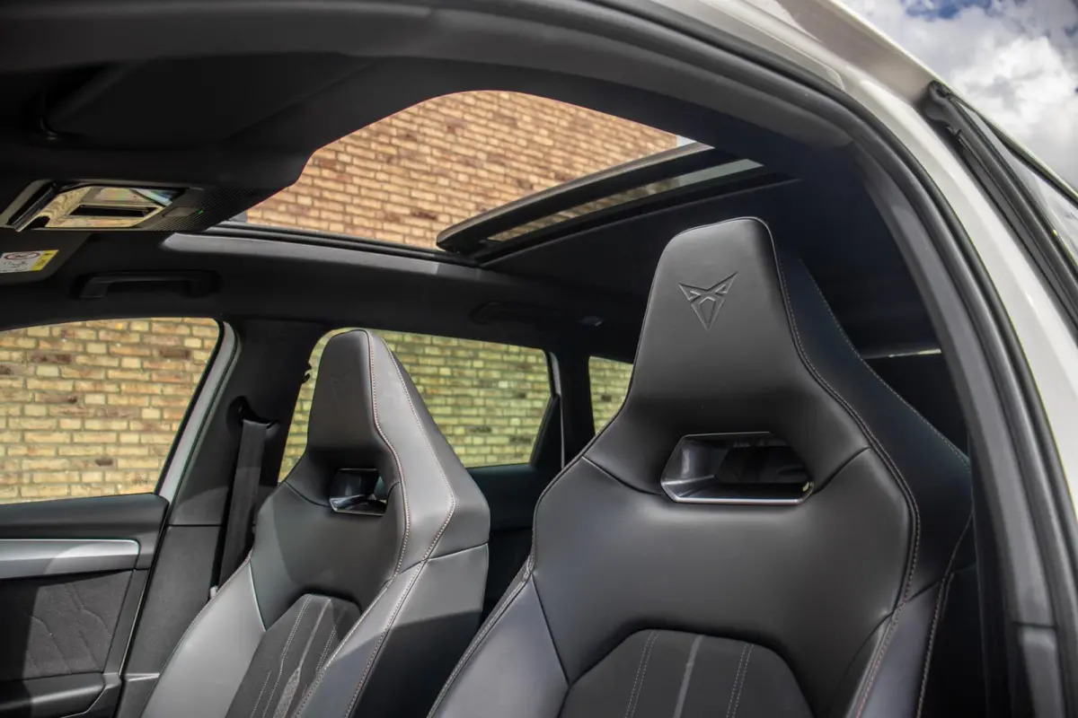 1.4 e-Hybrid 245PK, Pano, Half Leder