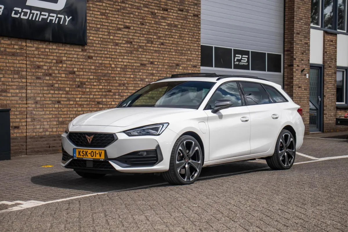 1.4 e-Hybrid 245PK, Pano, Half Leder