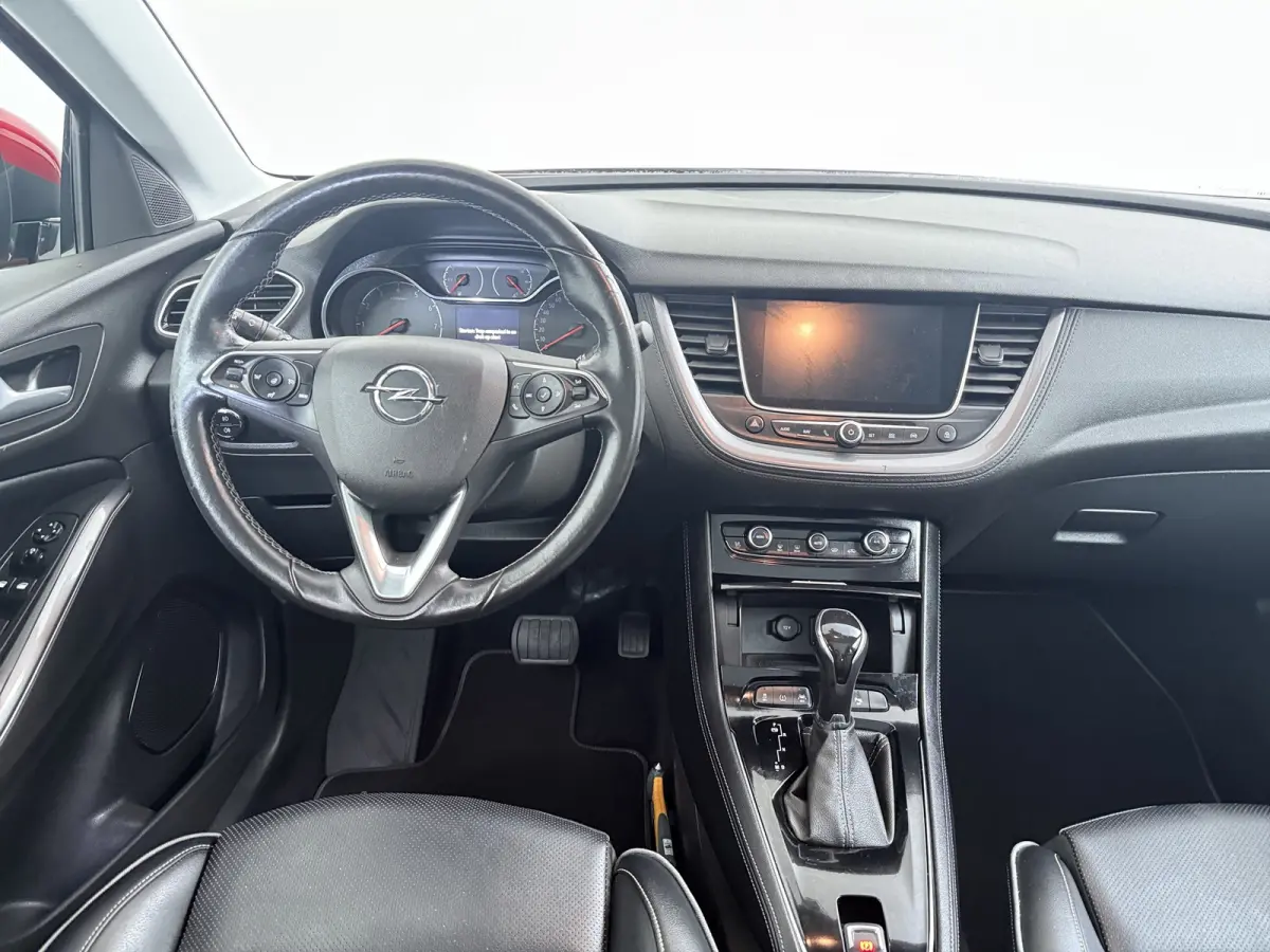 1.2 Turbo Innovation | Vol opties! | Achteruitrijcamera | Cruise control | Dodehoek detectie