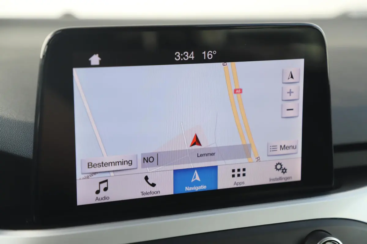 1.0 EcoBoost Trend Edition Business 101PK Trekhaak Navigatie Carplay Android Airco Cruise Control 16 inch LMV(Trekhaak)
