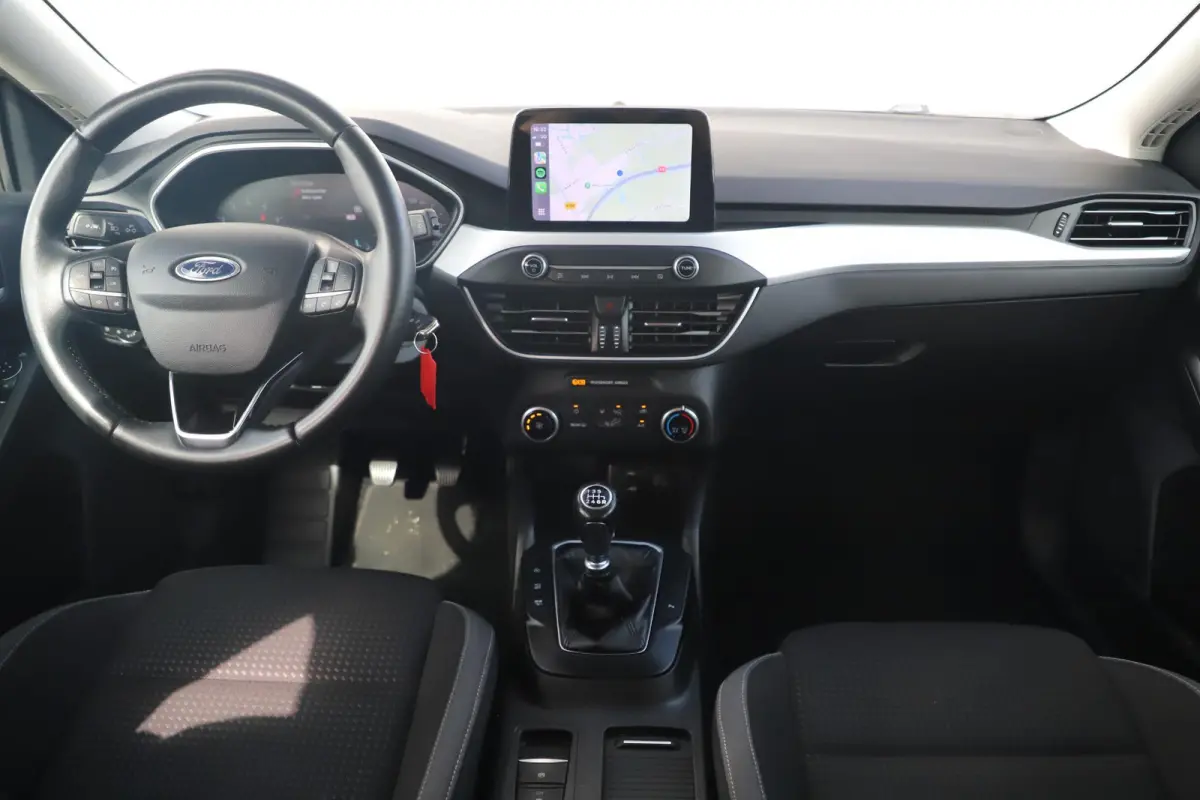 1.0 EcoBoost Trend Edition Business 101PK Trekhaak Navigatie Carplay Android Airco Cruise Control 16 inch LMV(Trekhaak)