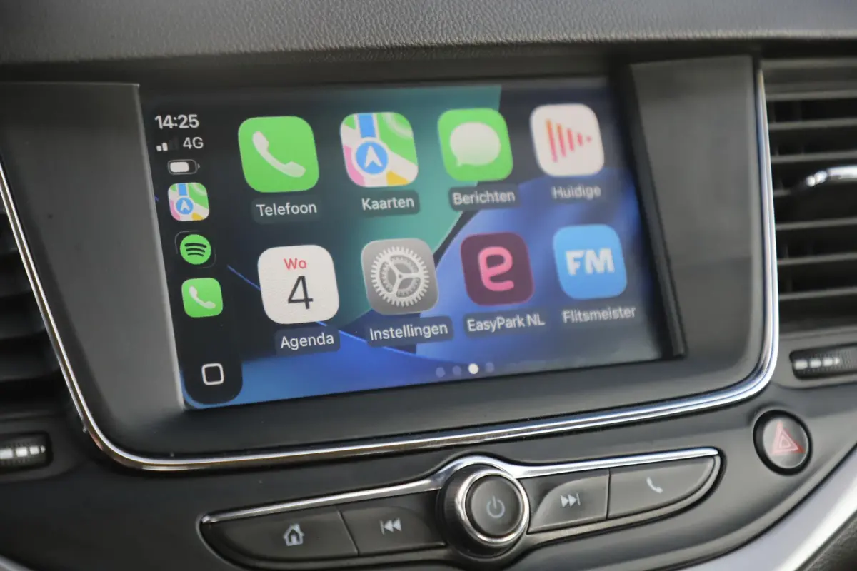 1.2 Business Edition Trekhaak 110PK Navigatie 16 inch LMV Carplay Android Airco Cruise Control