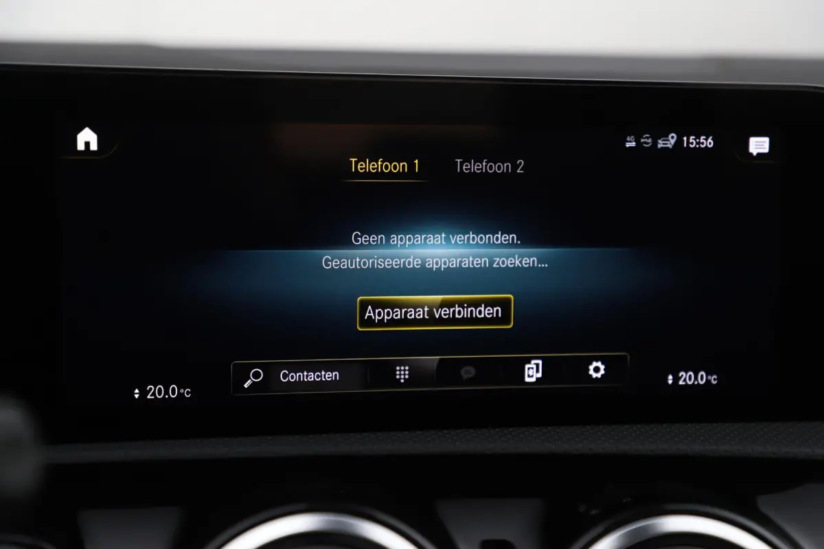 180 Business Solution AMG Night Pakket Automaat Panoramadak Sfeerverlichting Widescreen Achteruitrijcamera