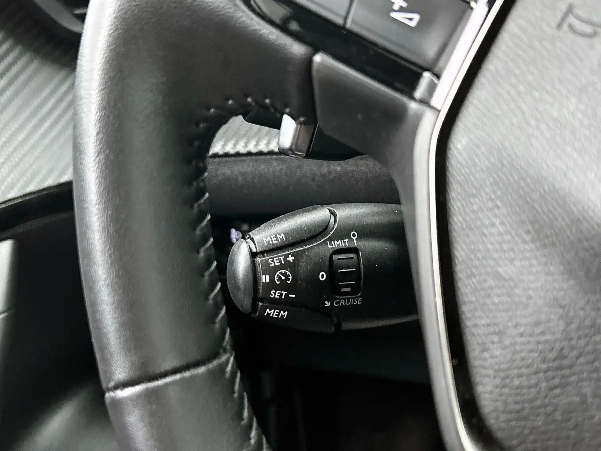 1.2 PureTech 130 Allure CAMERA | CARPLAY & NAVI | STOF-LEER