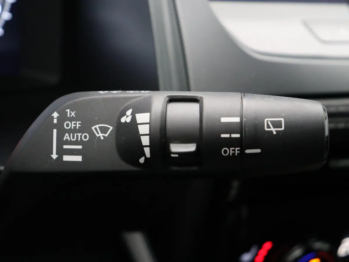 158pk MHEV Xtronic N-Connecta | 360 camera | Stoel stuur verwarming | Clima | Head-Up Display.