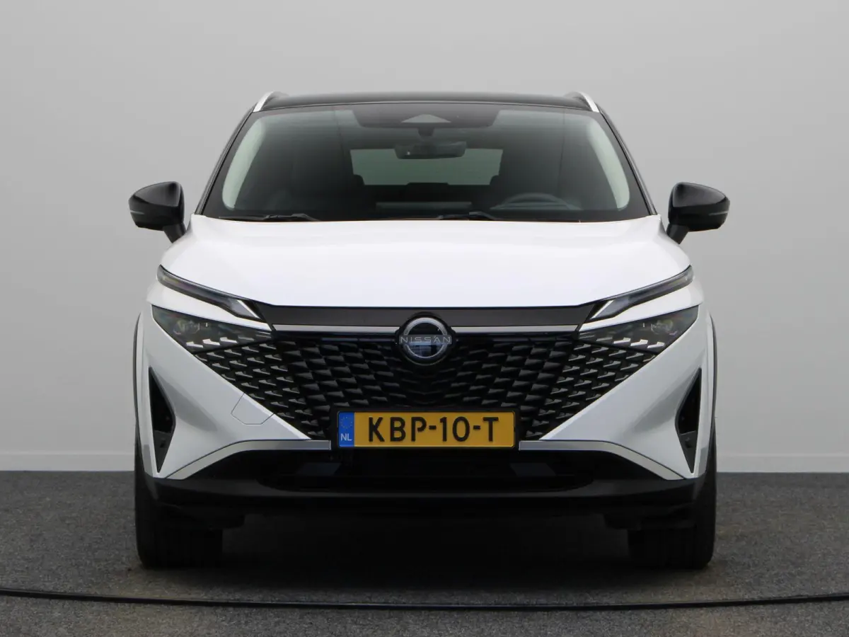 158pk MHEV Xtronic N-Connecta | 360 camera | Stoel stuur verwarming | Clima | Head-Up Display.