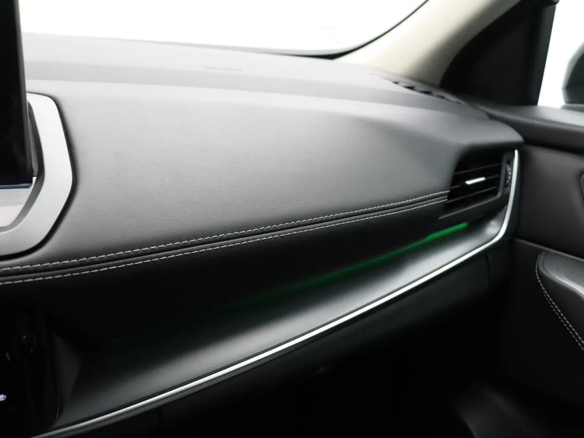 158pk MHEV Xtronic N-Connecta | 360 camera | Stoel stuur verwarming | Clima | Head-Up Display.