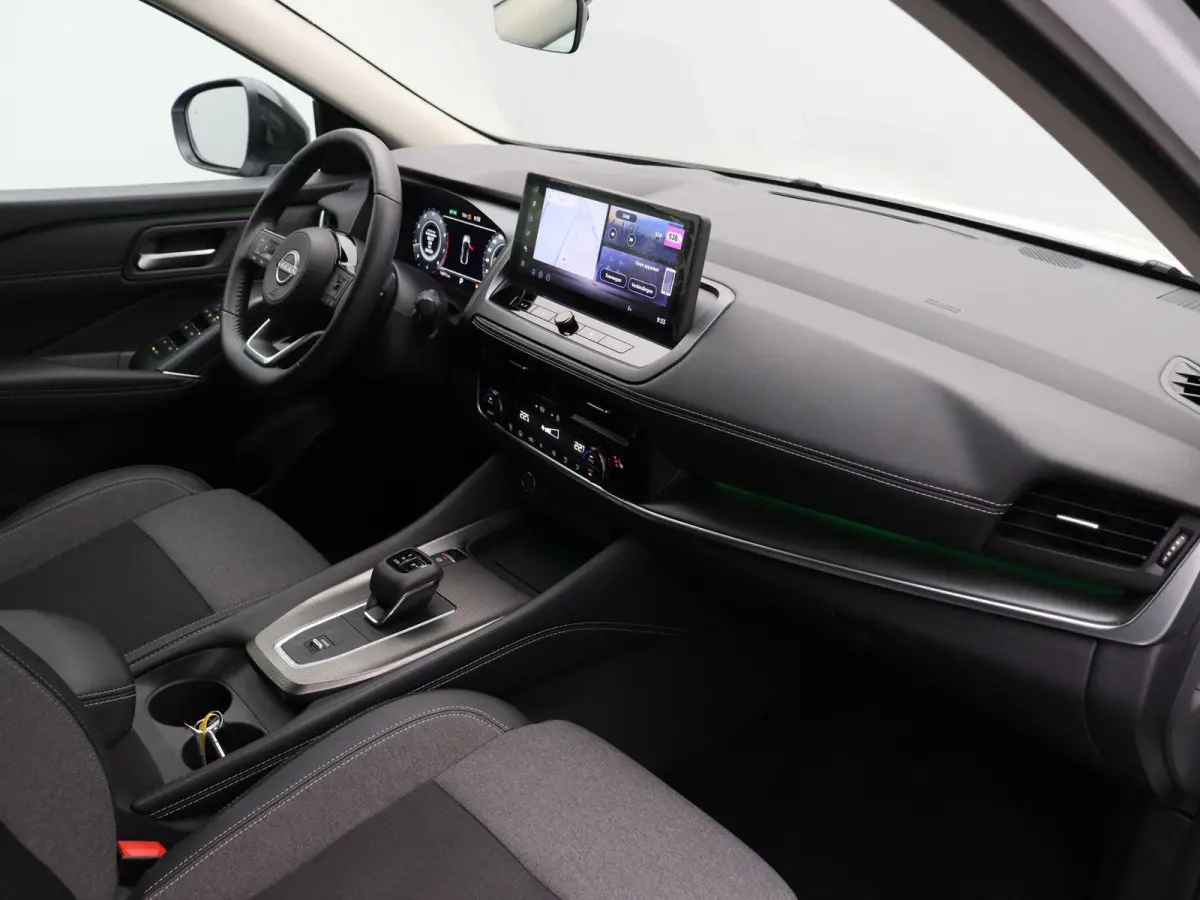 158pk MHEV Xtronic N-Connecta | 360 camera | Stoel stuur verwarming | Clima | Head-Up Display.