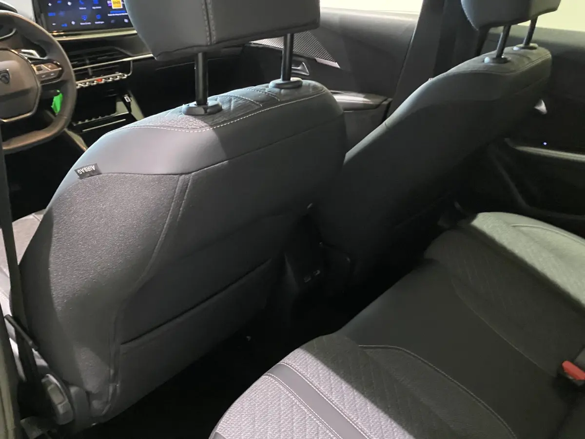 Hybrid 100 e-DCS6 Allure CARPLAY + SENSOREN + CRUISE CONTROL