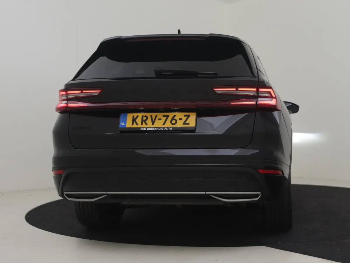 1.5 TSI PHEV Sportline Business 204PK DSG/AUT | Camera | Stoel/stuurverwarming | Elektr. Stoel incl geheugen | App connect | Navi | DAB | LED | Dodehoek | parkeersensoren| Keyless | 19"LMV