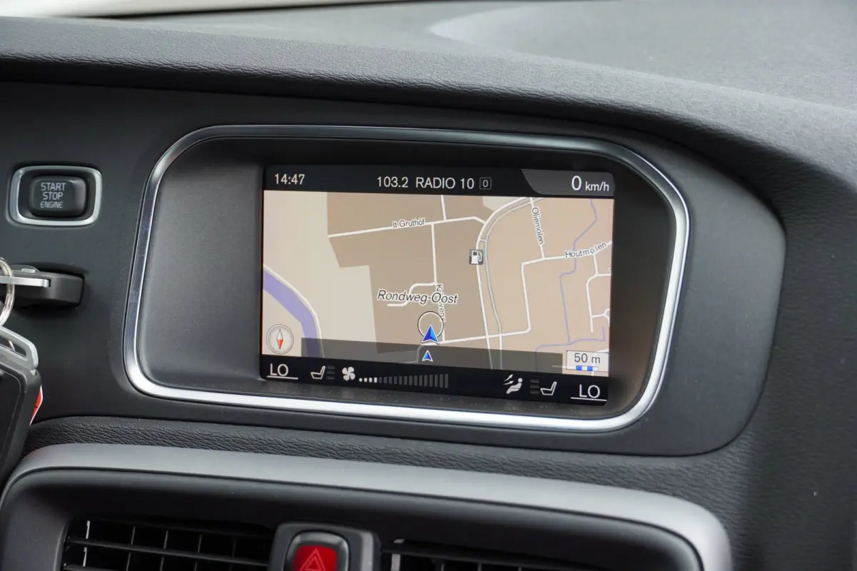 2.0 T3 R-Design LED/Stoelverw./Cruise/Clima/PDC